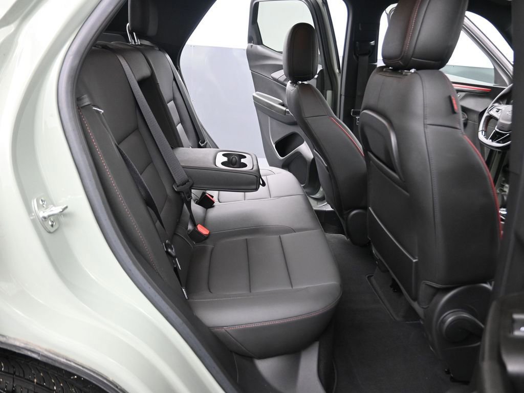 Used 2024 Chevrolet TrailBlazer RS w/ Driver Confidence Package image 13