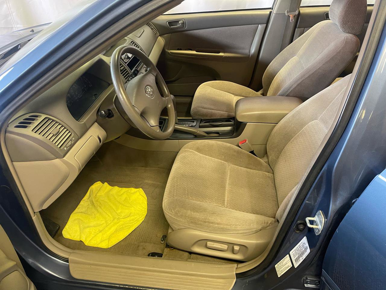 Used 2002 Toyota Camry LE FWD image 22