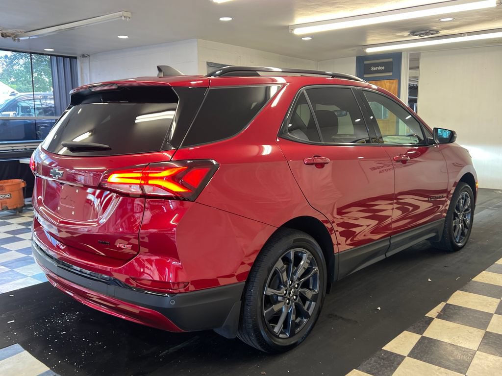 Used 2024 Chevrolet Equinox RS AWD/4WD image 15