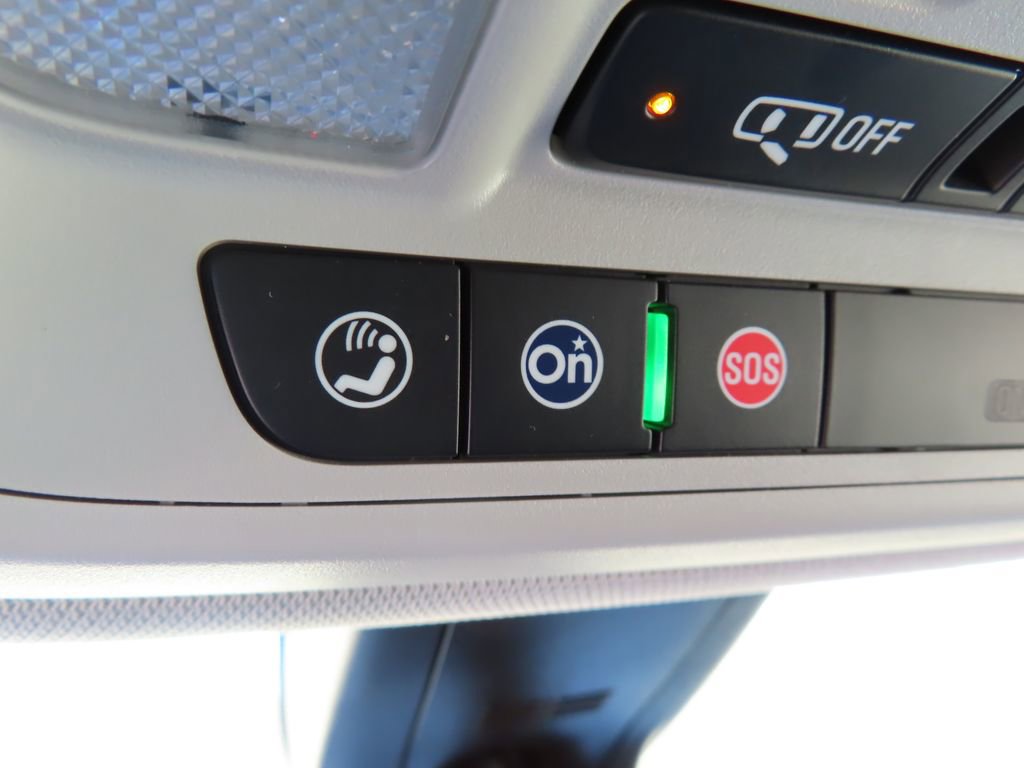 Used 2021 Chevrolet Traverse Premier w/ Redline Edition image 13