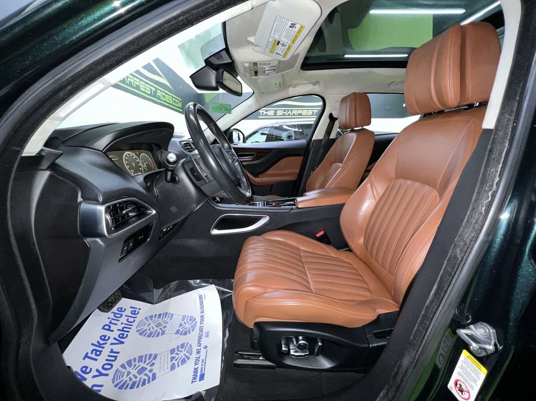 Used 2018 Jaguar F-PACE Portfolio AWD/4WD image 17