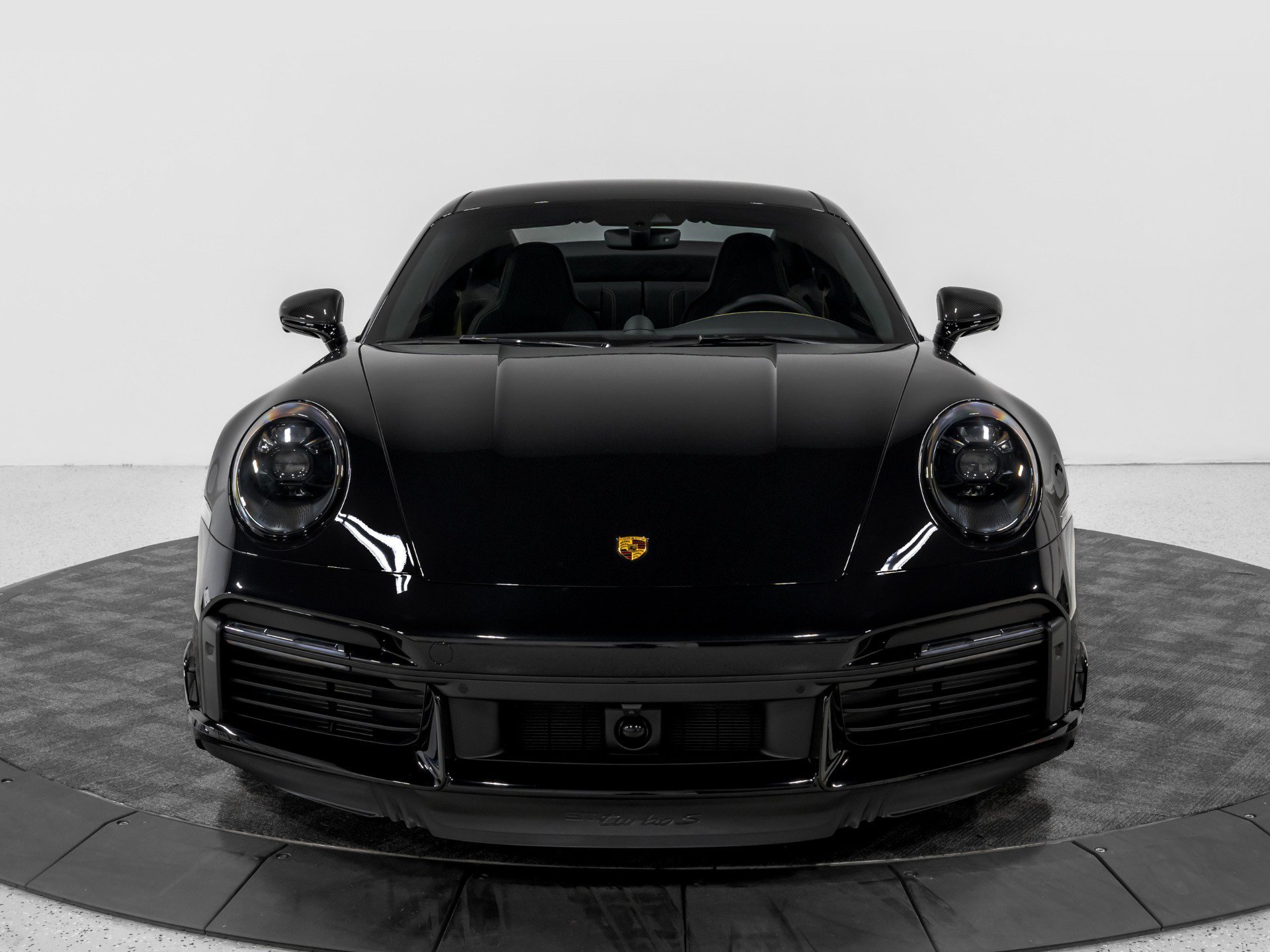 Used 2025 Porsche 911 Turbo S AWD/4WD image 13