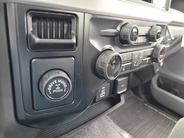 New 2026 Ford F250 XL RWD image 61