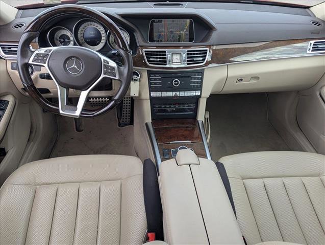Used 2016 Mercedes-Benz E 400 Sedan image 16