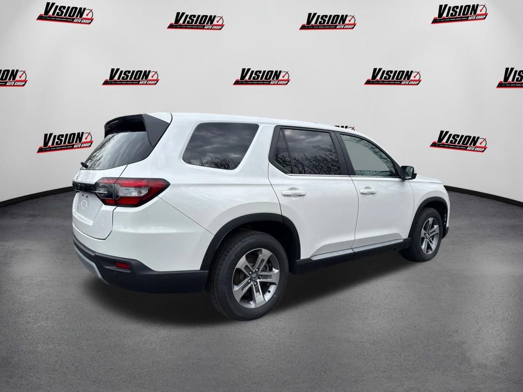 Used 2024 Honda Pilot EX-L image 5