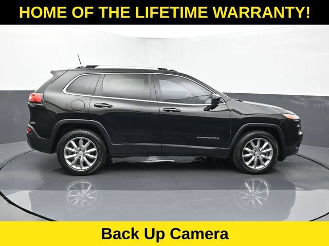 Used 2018 Jeep Cherokee Limited AWD/4WD image 7