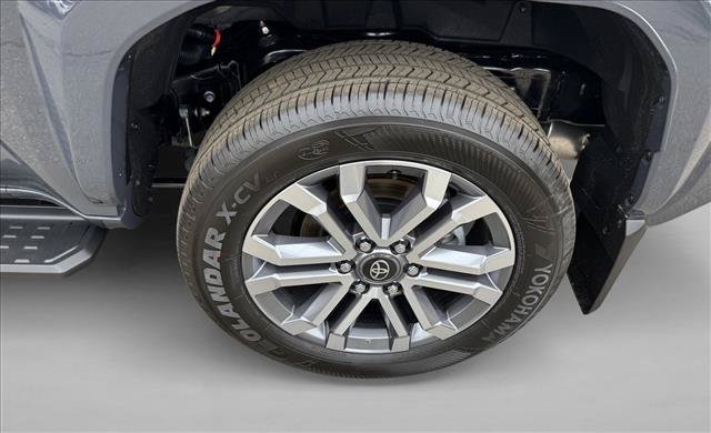 Certified 2025 Toyota 4Runner Limited w/ Tow Technology Package AWD/4WD image 9