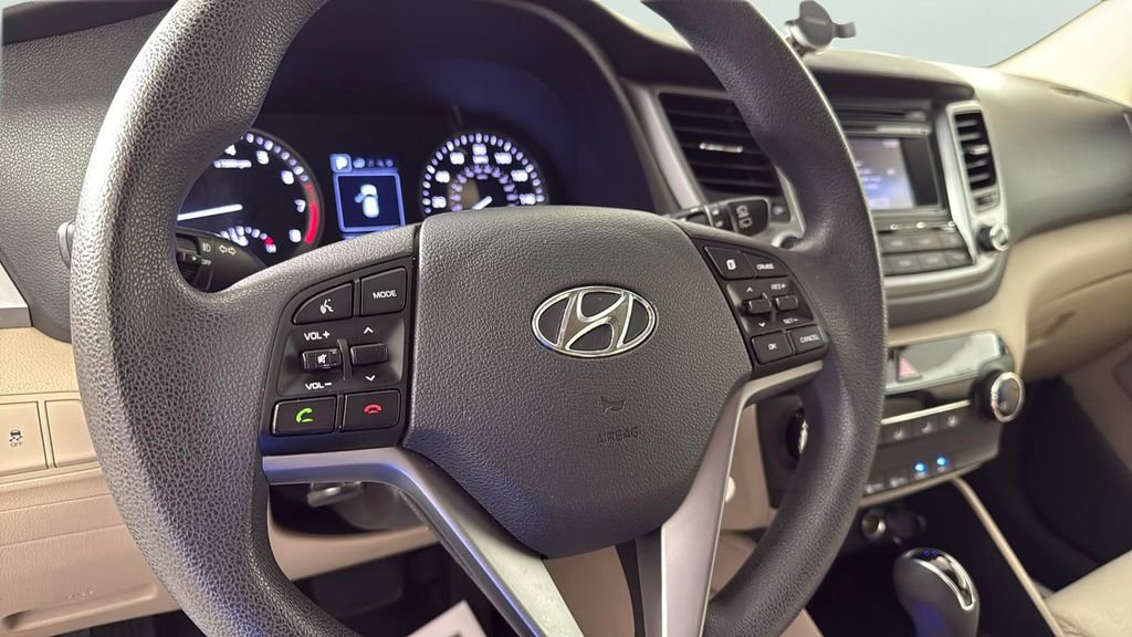 Used 2017 Hyundai Tucson SE image 22