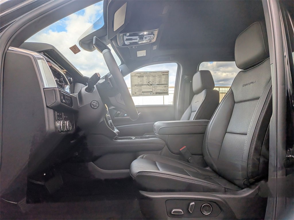 New 2026 GMC Yukon XL Denali w/ Sun & Power Step Package image 14