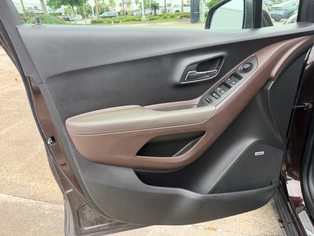 Used 2015 Chevrolet Trax LTZ w/ LPO, Protection Package FWD image 10