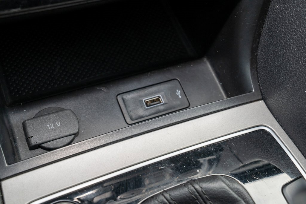 Used 2022 Volkswagen Passat 2.0T image 17