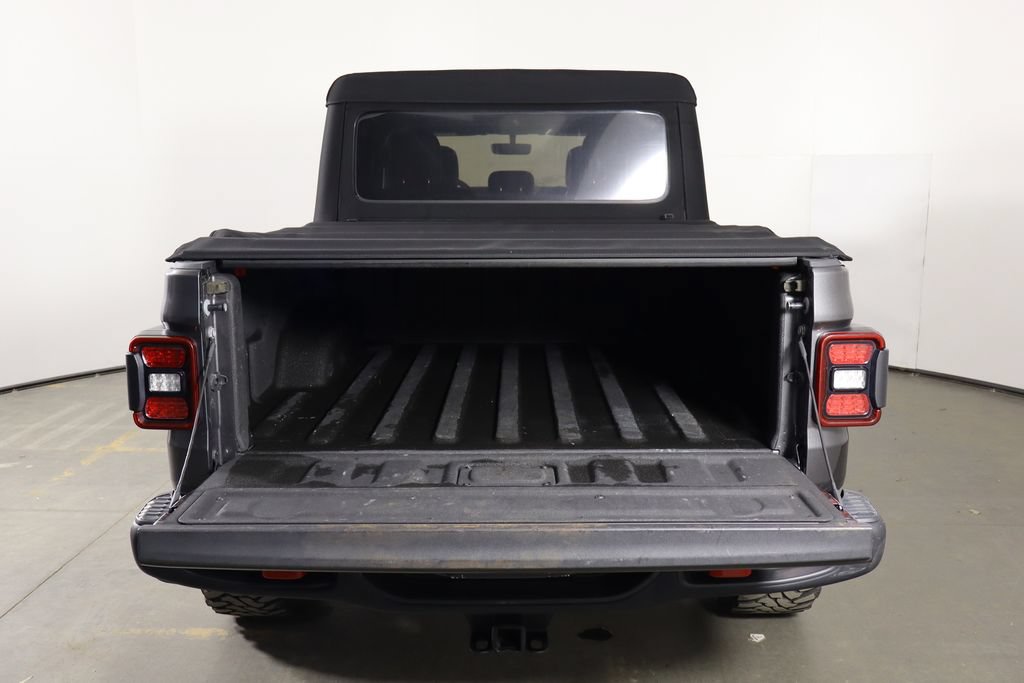 Used 2022 Jeep Gladiator Rubicon w/ LED Lighting Group AWD/4WD image 17