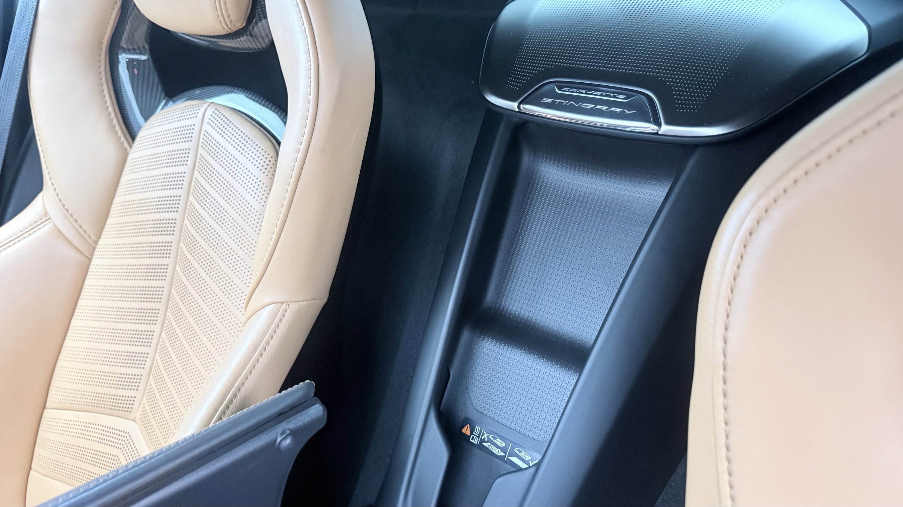 Used 2021 Chevrolet Corvette Stingray Premium Conv w/ Z51 Performance Package RWD image 51