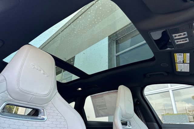 New 2026 Jaguar F-PACE R-Dynamic S AWD/4WD image 16