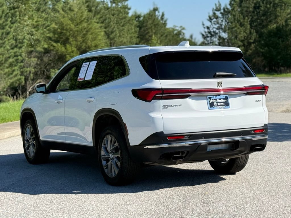 Used 2025 Buick Enclave Preferred AWD/4WD image 11