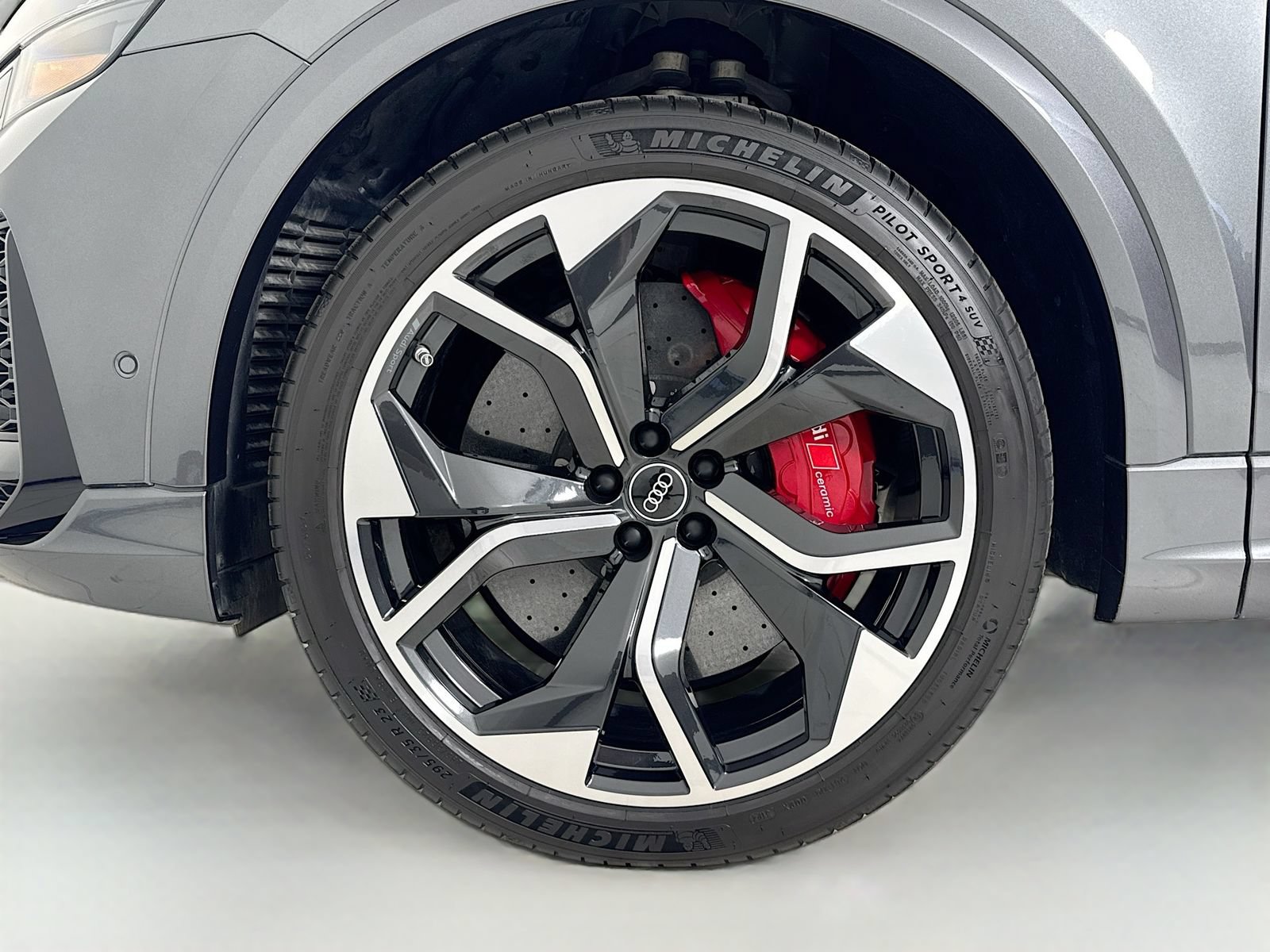 Used 2022 Audi RS Q8 AWD/4WD image 9