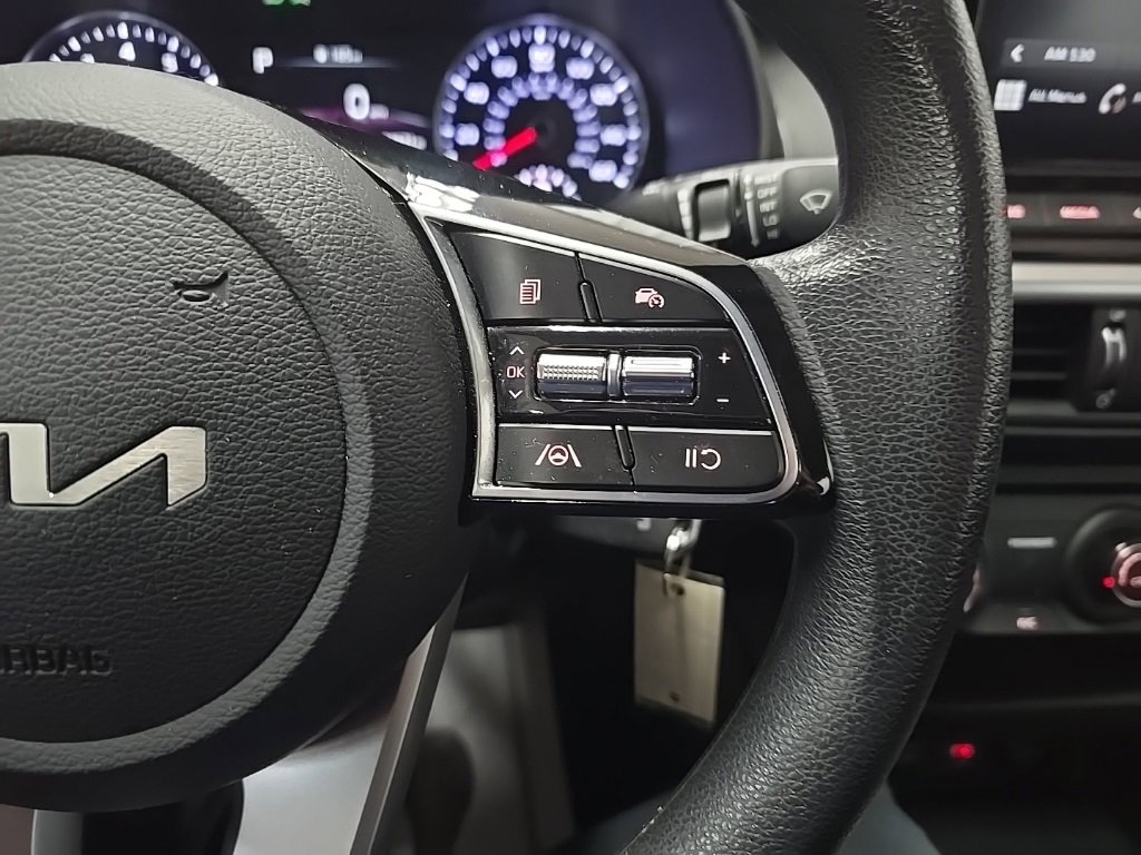 Used 2023 Kia Forte LXS image 20