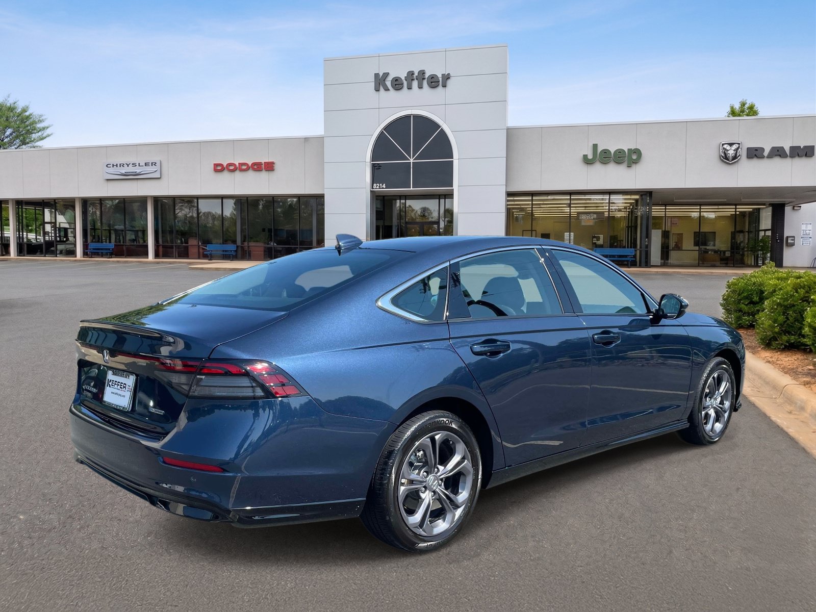 Used 2024 Honda Accord EX-L image 6
