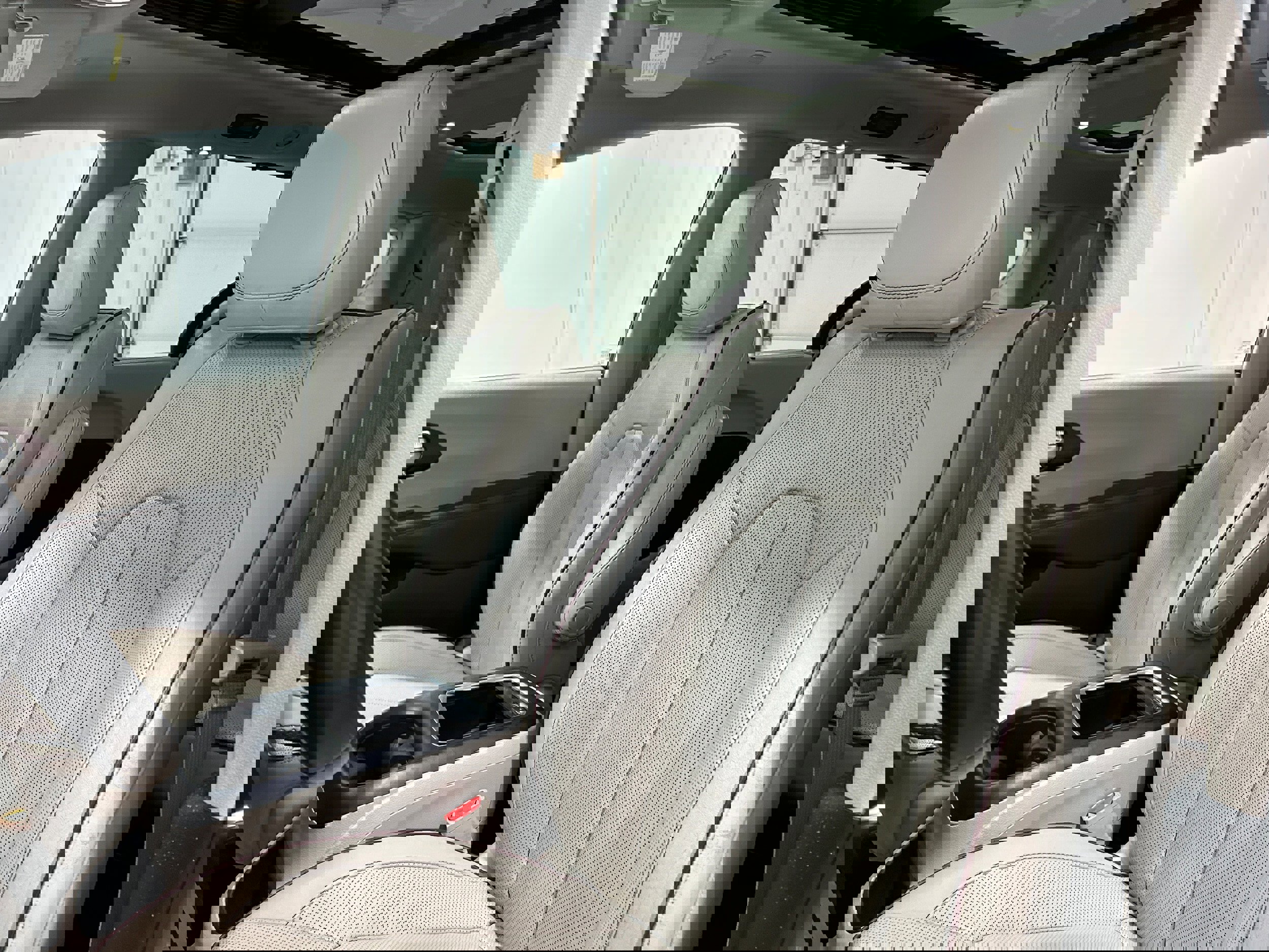 Used 2020 Chrysler Pacifica Limited image 26