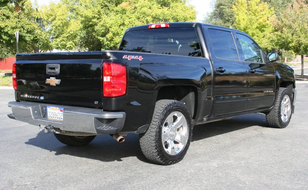 Used 2017 Chevrolet Silverado 1500 LT w/ LT Eassist Package AWD/4WD image 5