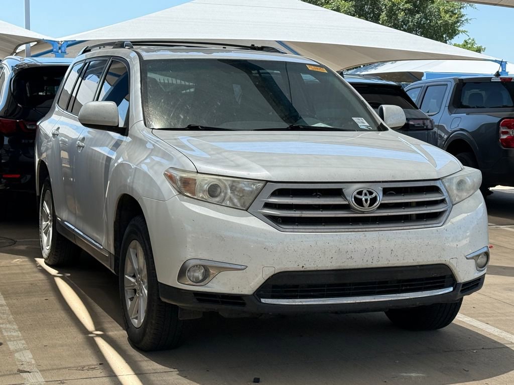 Used 2013 Toyota Highlander SE FWD image 9