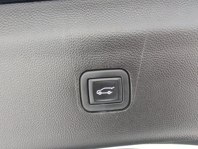 Used 2023 Buick Enclave Essence AWD/4WD image 38
