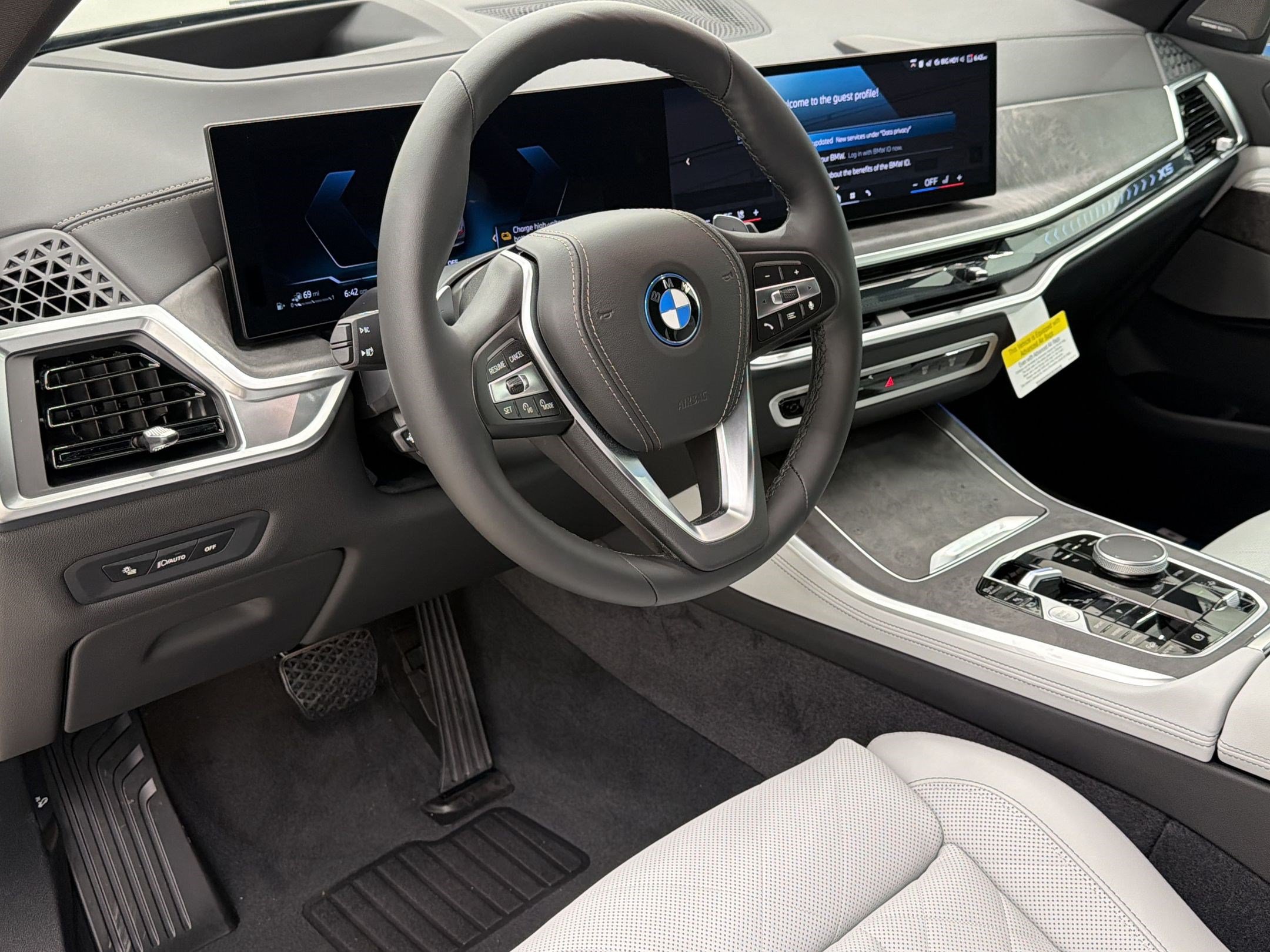 New 2026 BMW X5 xDrive50e AWD/4WD image 4