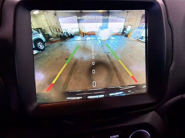 Used 2022 Jeep Renegade Latitude image 13