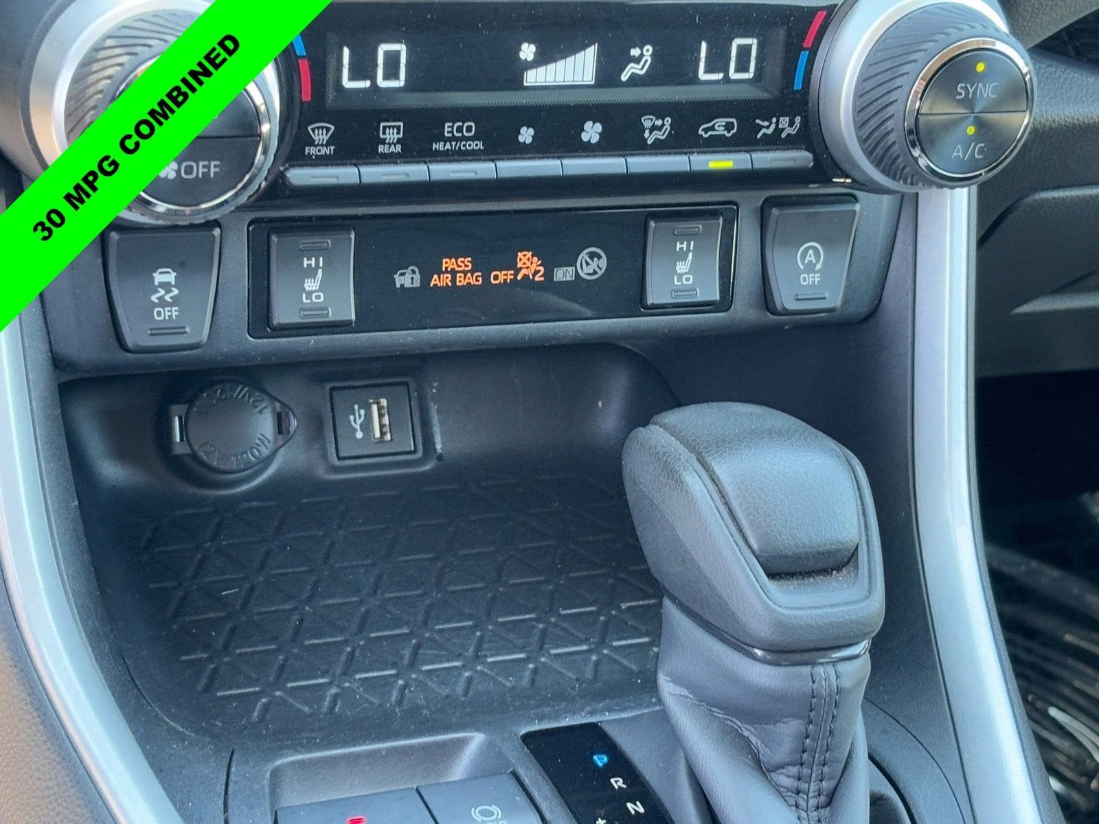 Used 2024 Toyota RAV4 XLE w/ Weather Package AWD/4WD image 25