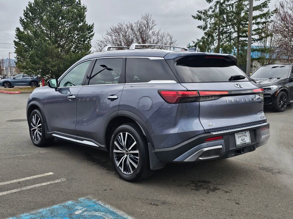 Used 2023 INFINITI QX60 Sensory w/ Vision Package image 5