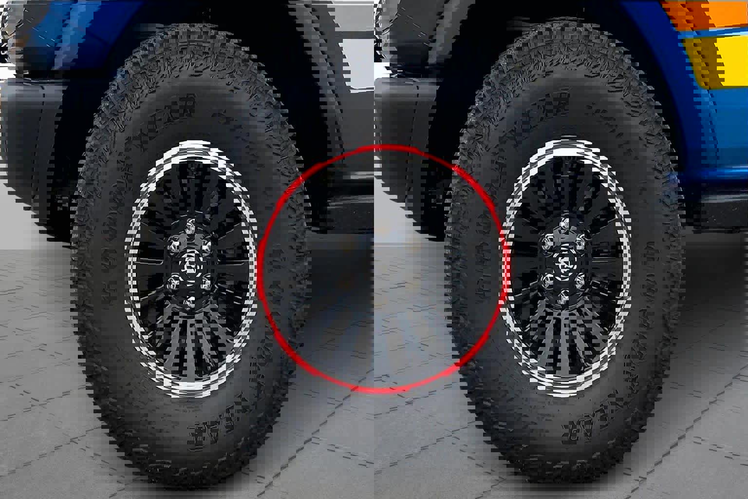 Certified 2025 Ford Bronco Big Bend w/ Black Diamond Package image 10