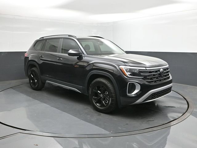 New 2026 Volkswagen Atlas Peak Edition image 17