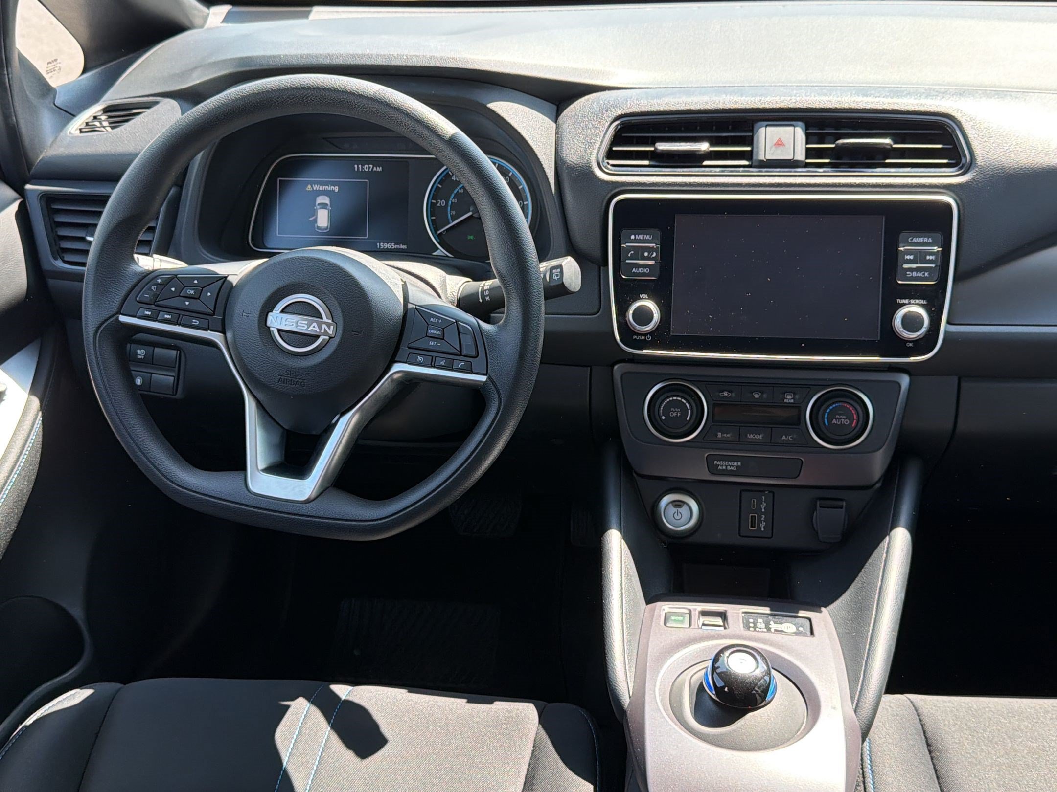 Used 2025 Nissan Leaf S FWD image 27