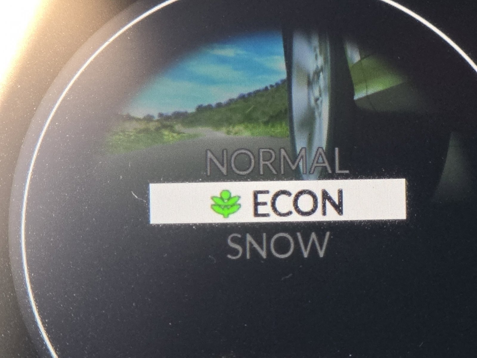 Used 2025 Honda HR-V LX image 12