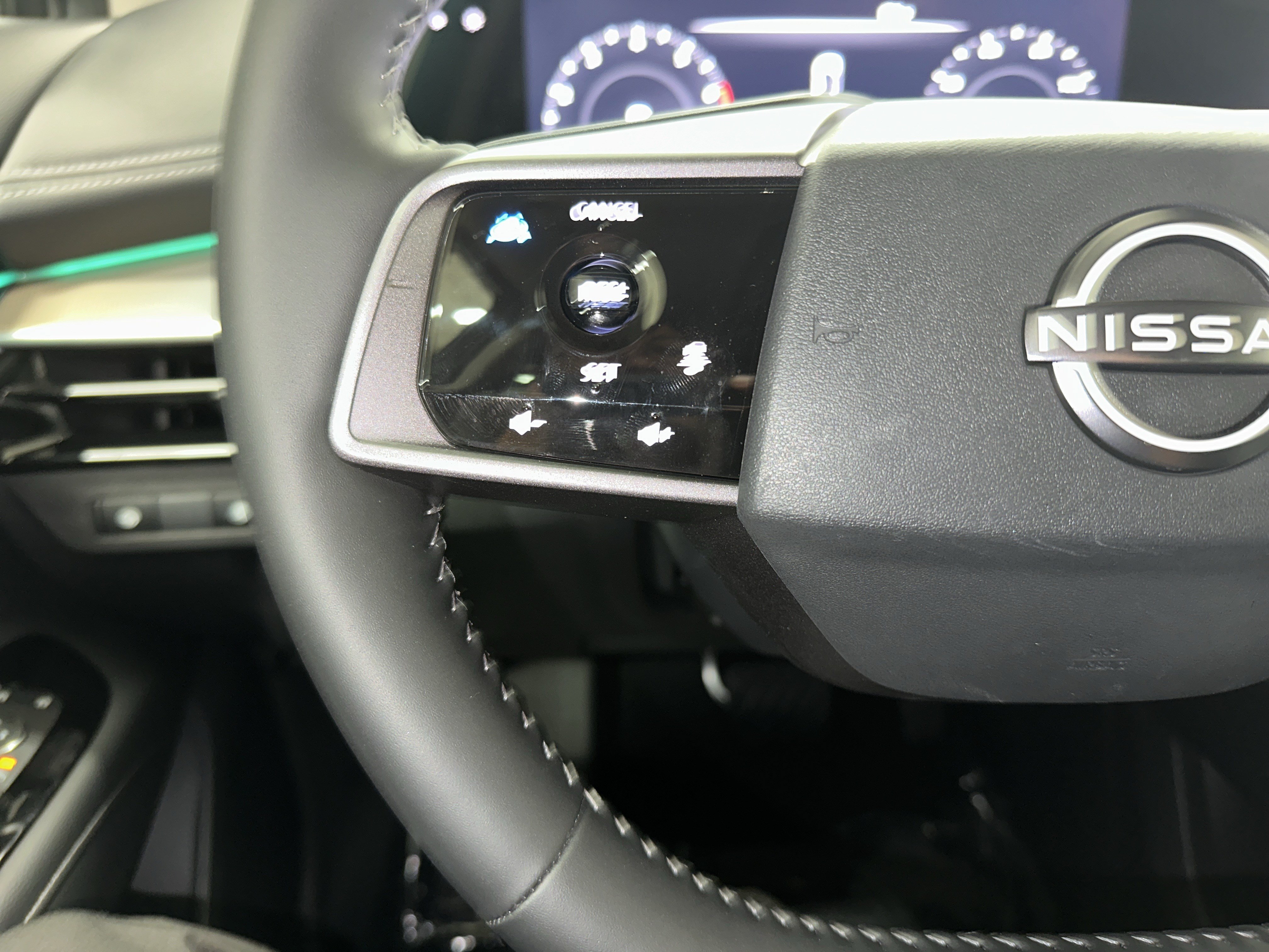 Used 2025 Nissan Murano SL AWD/4WD image 19