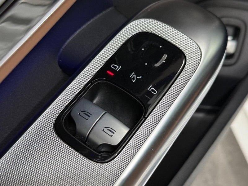 Certified 2024 Mercedes-Benz CLE 300 4MATIC Coupe image 19