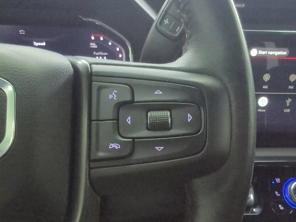 Used 2025 GMC Sierra 2500 AT4X AWD/4WD image 17