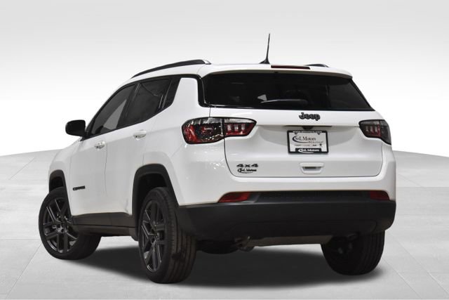 New 2026 Jeep Compass Latitude w/ Sun and Sound Group image 2