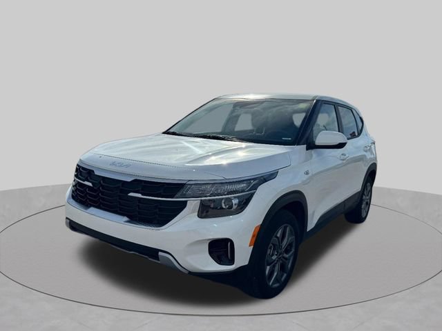 Used 2026 Kia Seltos LX FWD image 9