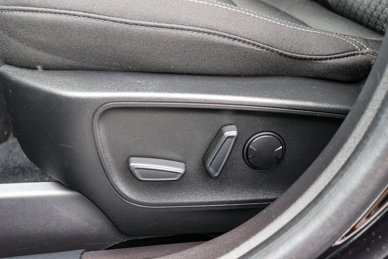 Certified 2023 Ford Escape Active FWD image 23