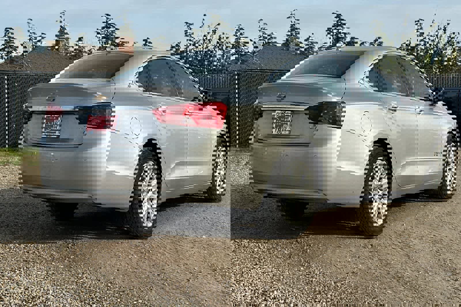 Used 2014 Chevrolet Impala LS w/ LS Convenience Package image 3