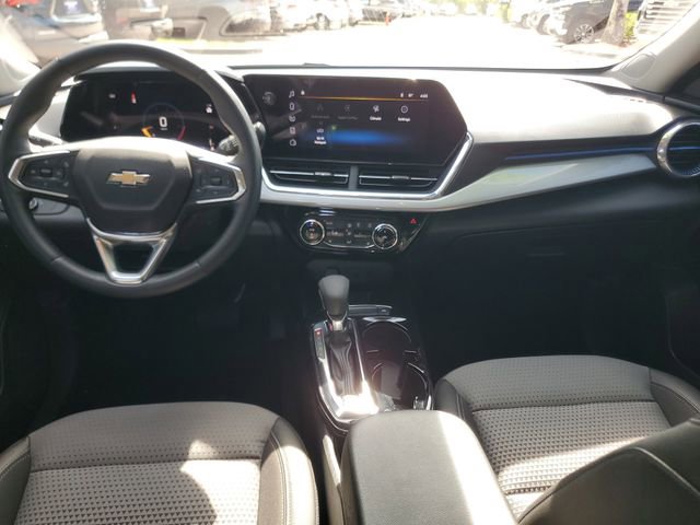 Certified 2024 Chevrolet Trax LT w/ Driver Confidence Package FWD image 13
