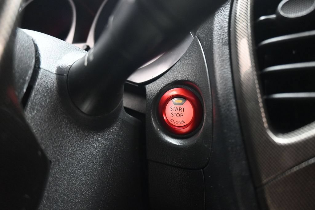 Used 2014 Nissan Juke NISMO RS AWD/4WD image 16