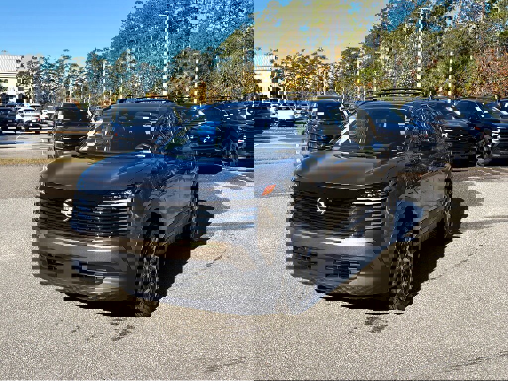 New 2026 Nissan Kicks SV w/ SV Premium Package image 3