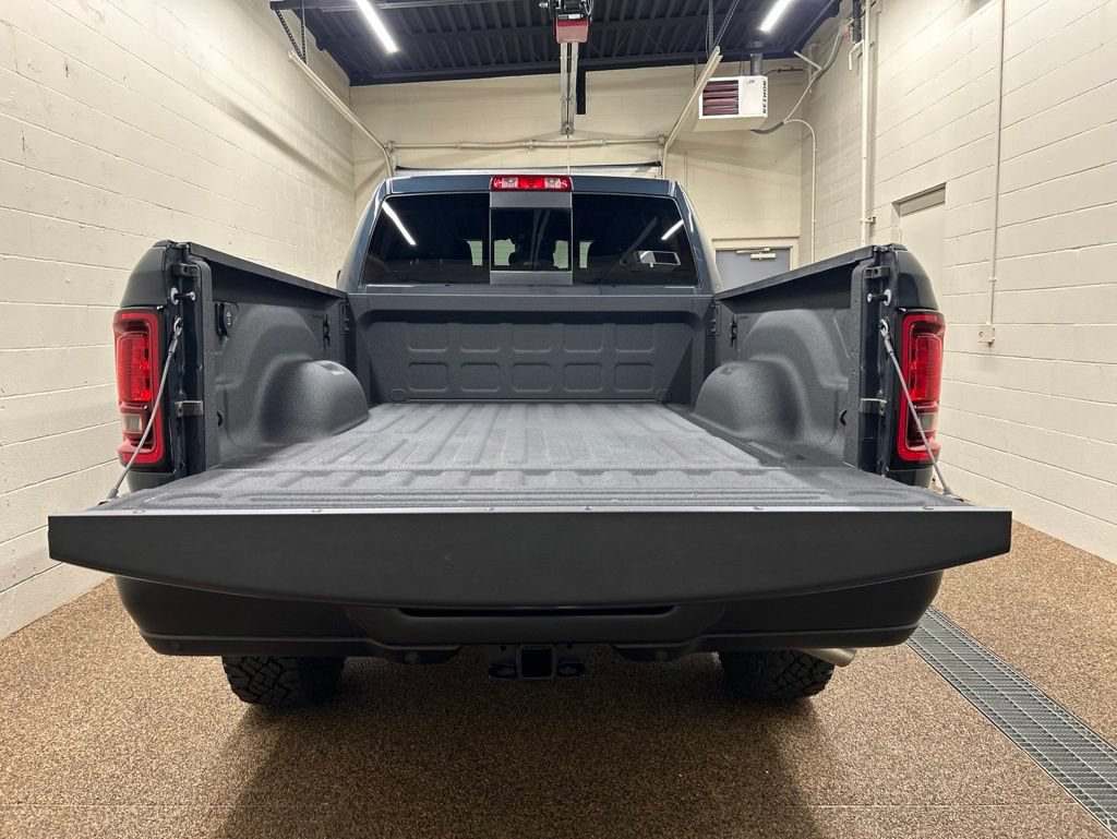 New 2026 RAM 2500 Warlock AWD/4WD image 11
