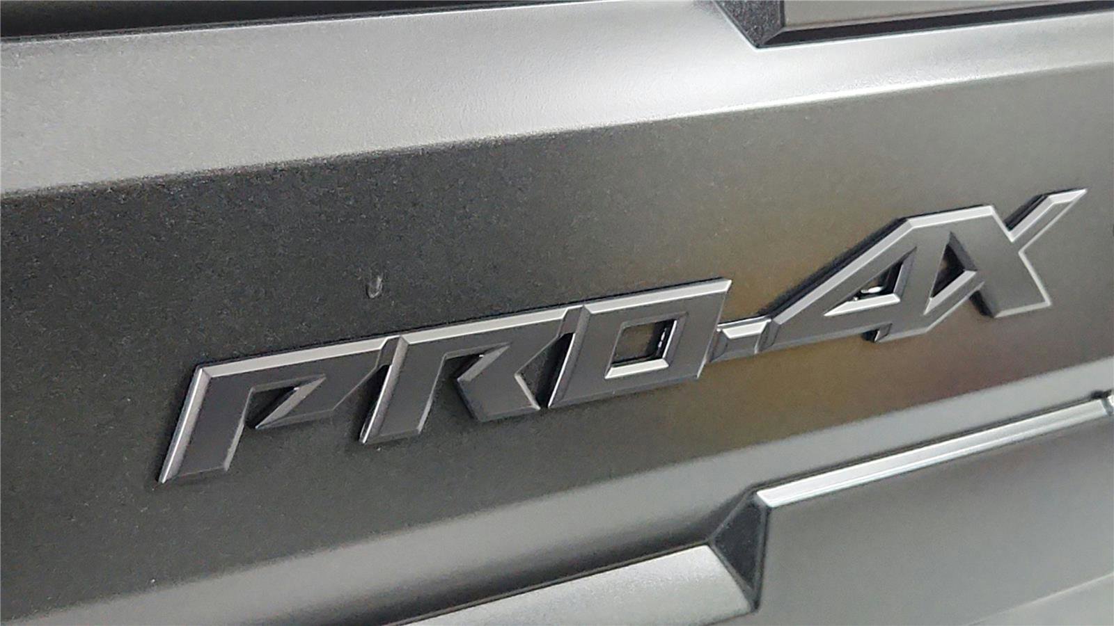 New 2025 Nissan Frontier PRO-4X image 23