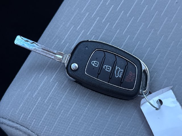 Used 2019 Hyundai Tucson SE AWD/4WD image 29