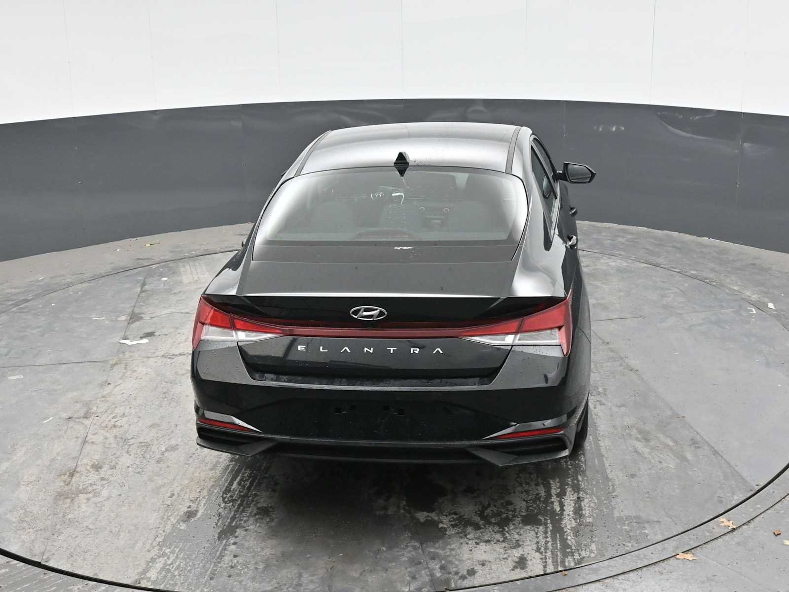 Used 2023 Hyundai Elantra SEL FWD image 37
