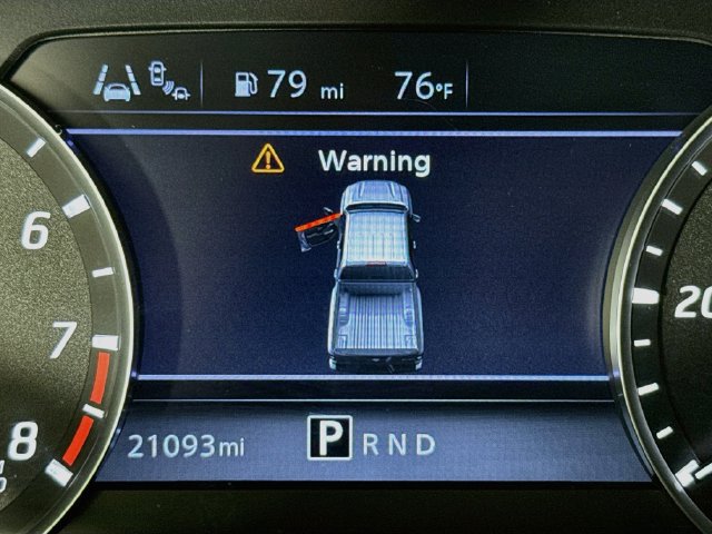 Used 2025 Nissan Frontier SV RWD image 13