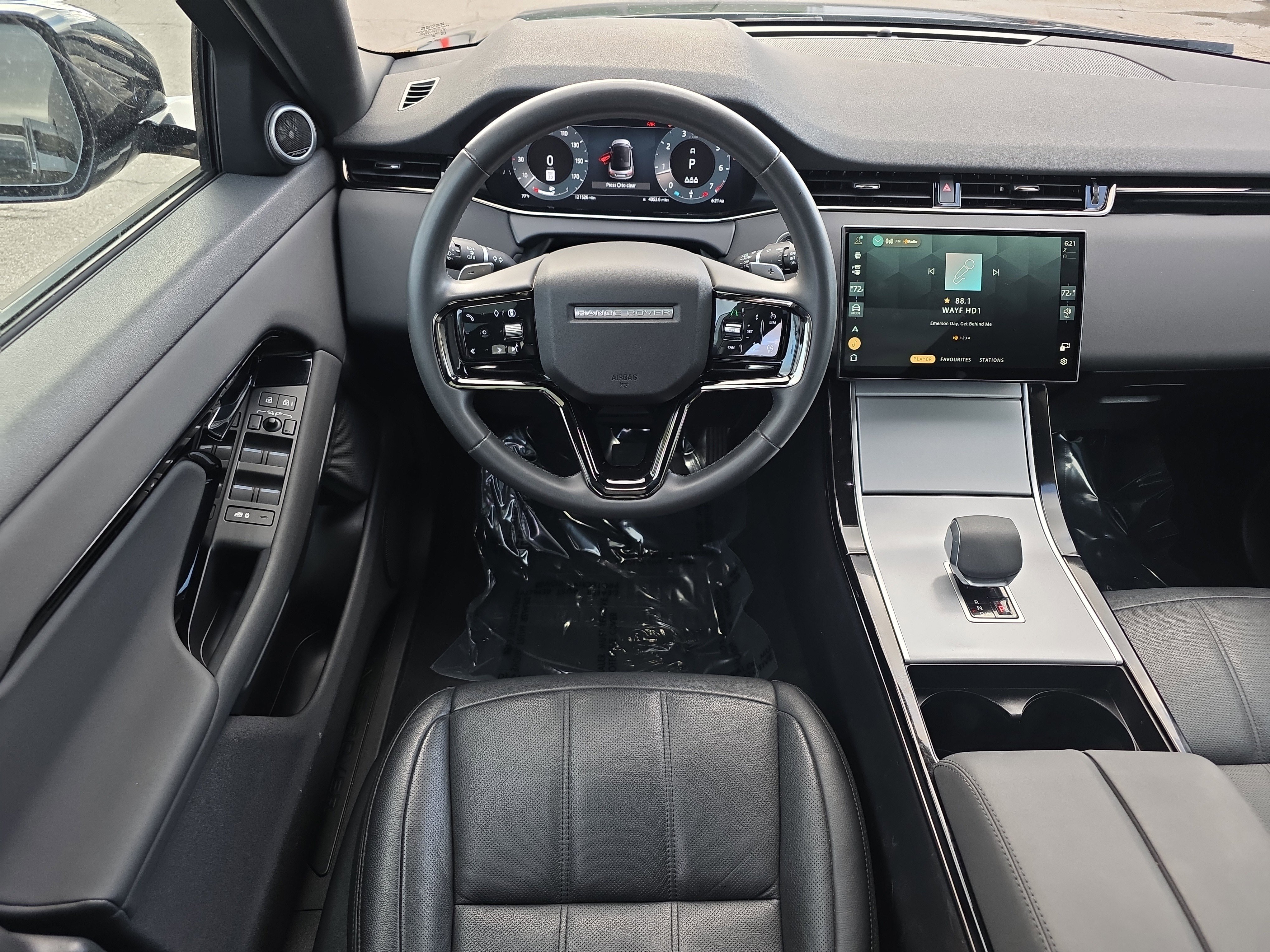 Used 2024 Land Rover Range Rover Evoque S AWD/4WD image 18